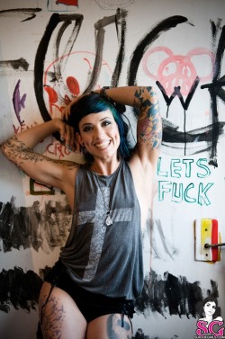 fuck-yeah-suicide-girls:  Smash Suicide Click here for more Suicide