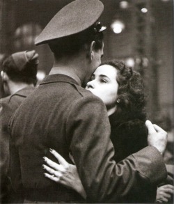  (“The Long Goodbye” (Alfred Eisenstaedt, January