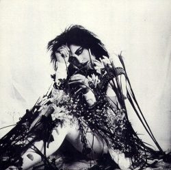 batcavers:  Siouxsie Sioux