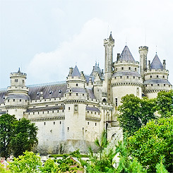  Le Château de Pierrefonds - Real Fairytale Castle 