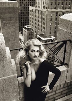 thefashionatelier:  Kate Upton photographed by Steven Meisel