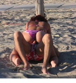 bestofvoyeur:  Couple voyeured having sex on the beach! They
