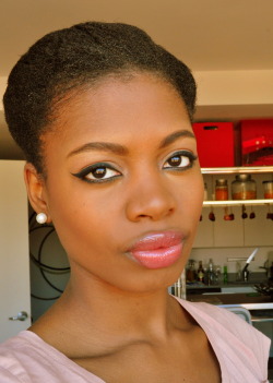 allopaola:  Natural 4c hair quick protective style. http://findingpaola.com/2012/11/09/hair-and-makeup-protective-styling-and-nude-pink-lips/ 