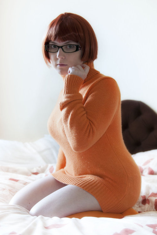 epicallyepicepicosity:  Sexy Velma by *Foxseye 