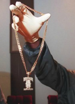 trill-bill:  LAPD officer beholds 2Pac’s famous Deathrow chain