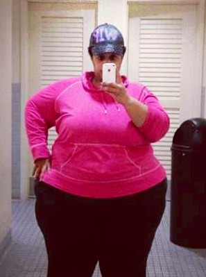upear4us:  Don’t we want her to stay fat????? Lets hope something comes along and derails her weight loss plans!!