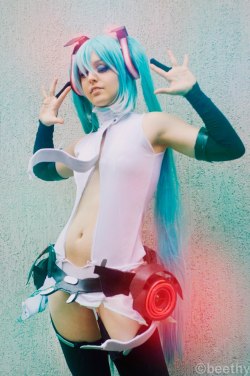 pwennies:  Hatsune Miku APPEND Photo and Edit by: Beethy (go