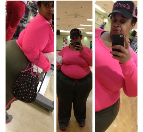 upear4us:  She spend too much time in the gym!!! Lets get the universe to bombard her with temptations!! Cupcakes cookies and carbs!!! Lets get that ass growing again!!!