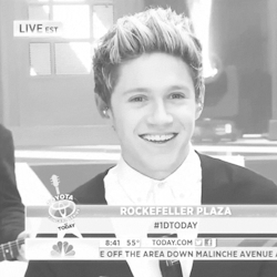 certified-insanity:   Niall and his cuteness (x)   