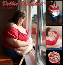 bombshellslive:  Debbie Bombshell - British BBW!