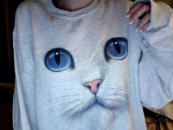 story-book-of-young-love:  NEED THIS JUMPER 