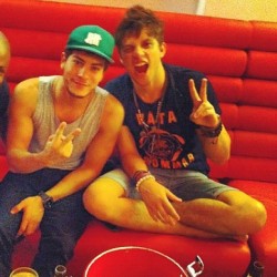 u make me complet.