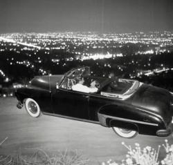 wehadfacesthen:Mulholland Drive, Los Angeles, 1950s