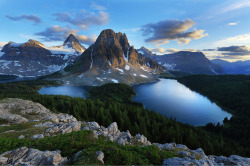 Mount Assiniboine provincial park, BC, Canada- by  Victor Liu