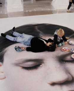  Gottfried Helnwein working on the “Head of a Child,” 1991.