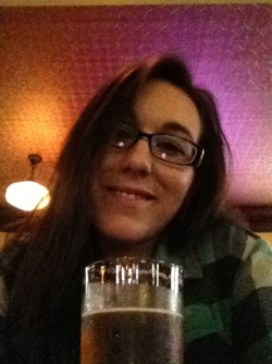 sinnsage:  At the bar, in between gold shows on Streamate  Love