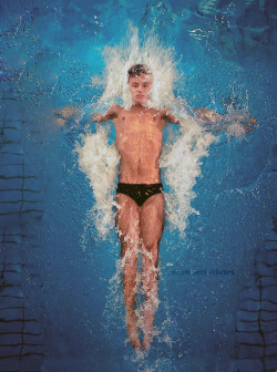 gay-erotic-art:  swimmersdivers:  Tom Daley 004 Please follow