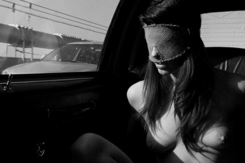 This really is totally sexy. Why? Transportation is an essential aspect in submission. She learns that her place is elsewhere, somewhere, certainly away from confort and what she is used. She is going to be used, differently.