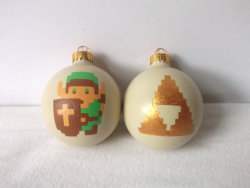 nerdy-etsy-finds:  Legend of Zelda Link and Triforce Painted