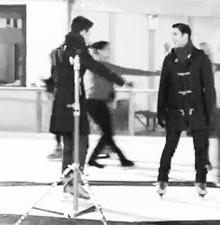 lil-lis:   Chris losing his footing on set. x  maniacally cry-laughing