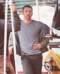 capsicles:  Chris Evans on set of A Many Splintered Thing - November