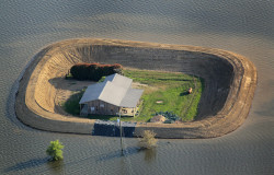 crazy-four-yew:  Flood + Zombie proof house 