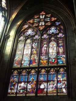 thevuas:  Window of Votivkirche  by  hoszi 