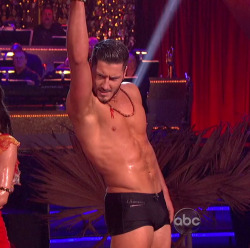 bannock-hou:  Val Chmerkovskiy, DWTS s015E17, see more DWTS HERE