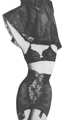  Vintage Lingerie 