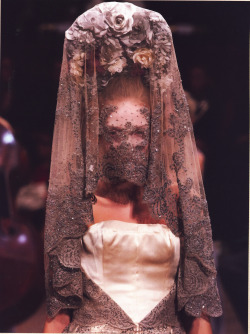 bohemea:  Alexander McQueen Spring/Summer 2007 