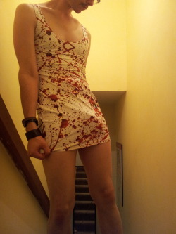 pet-raven:  A little more masculine than usual =)Guh, after trying this on I am so jealous of Miss’ Black Milk collection.