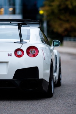  R35 