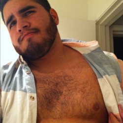 sickstee:  mrrobotico:  Grrrawr  … yumm 