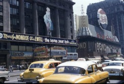 alwaysmarilynmonroe:  A rare colour photo of The Seven Year Itch