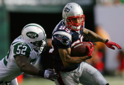 Aaron Hernandez - Big bulge and VPL shots