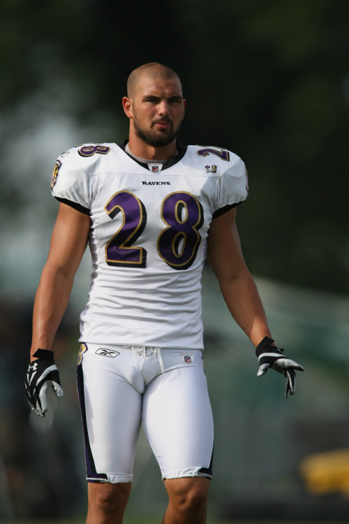 Tommy Zbikowski, pro boxer, football player - Notre Dame, Ravens, and Colts