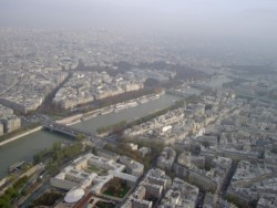 ratchetonline:  view from the top of the eiffel tower 10/31/06