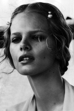 carolinemartini.tumblr.com/post/36819610035/