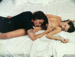 whlplash:           Johnny Depp & Kate Moss  i fucking love
