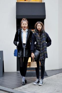 koreanmodel:  Streetstyle: Park Sunha and Lee Ho Jeong shot by