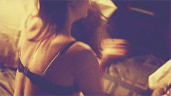 SCREAMING! OMG! Damon and Elena.*_____* I CAN’T HANDLE