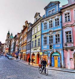 traveloftengetlost:  Streets of Prague, Czech Republic