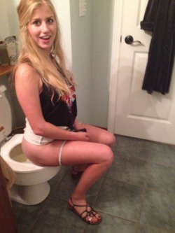 pottyblondes:  :    