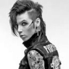 brileyleannquinn:  Andy Biersack is beautiful. To anyone that