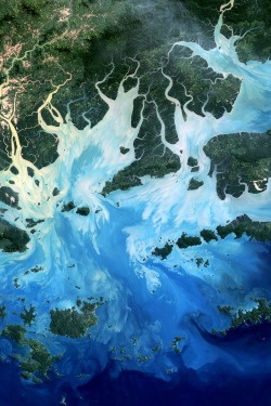 infinity-imagined:  Fractal River Networks flowing into the Mergui