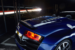 automotivated:  Audi R8 Spyder V10 FSI in Blue Light Painted