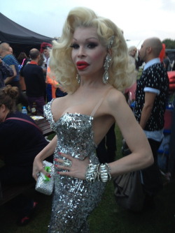 minxie413:  Amanda Lepore