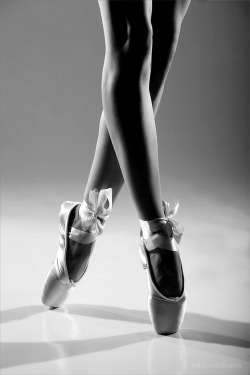 tiny-dancer-dreams:  ballet 