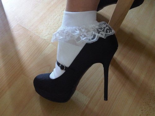 brittneysissy:  I love mary jane high heels!  Dressing like a school girl is a HUGE fantasy!