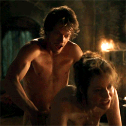 nakedwarriors:  /// Alfie Allen and Esme Bianco in “Game of Thrones” (S01E05) ///  one of the few male full frontal scenes in this messy show